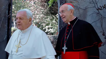 Película “Los dos Papas” no representa a Francisco y Benedicto XVI, señalan críticos