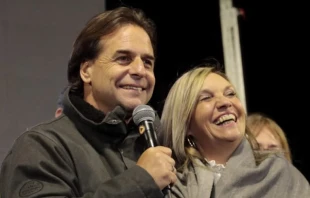 Luis Lacalle Pou y Beatriz Algimu00f3n. Cru00e9dito: Twitter @LuisLacallePou 