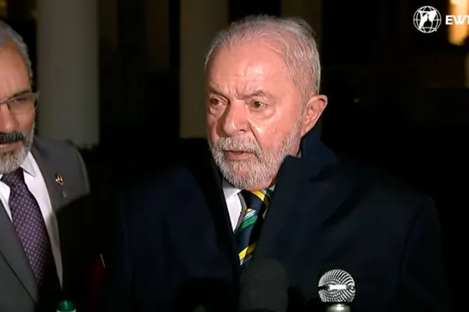 Presidente Lula evade pregunta sobre el aborto en Brasil 