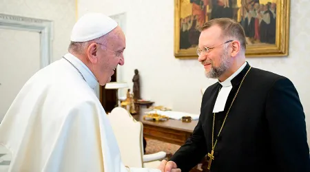 El ecumenismo es un viaje irreversible, asegura el Papa a luteranos 