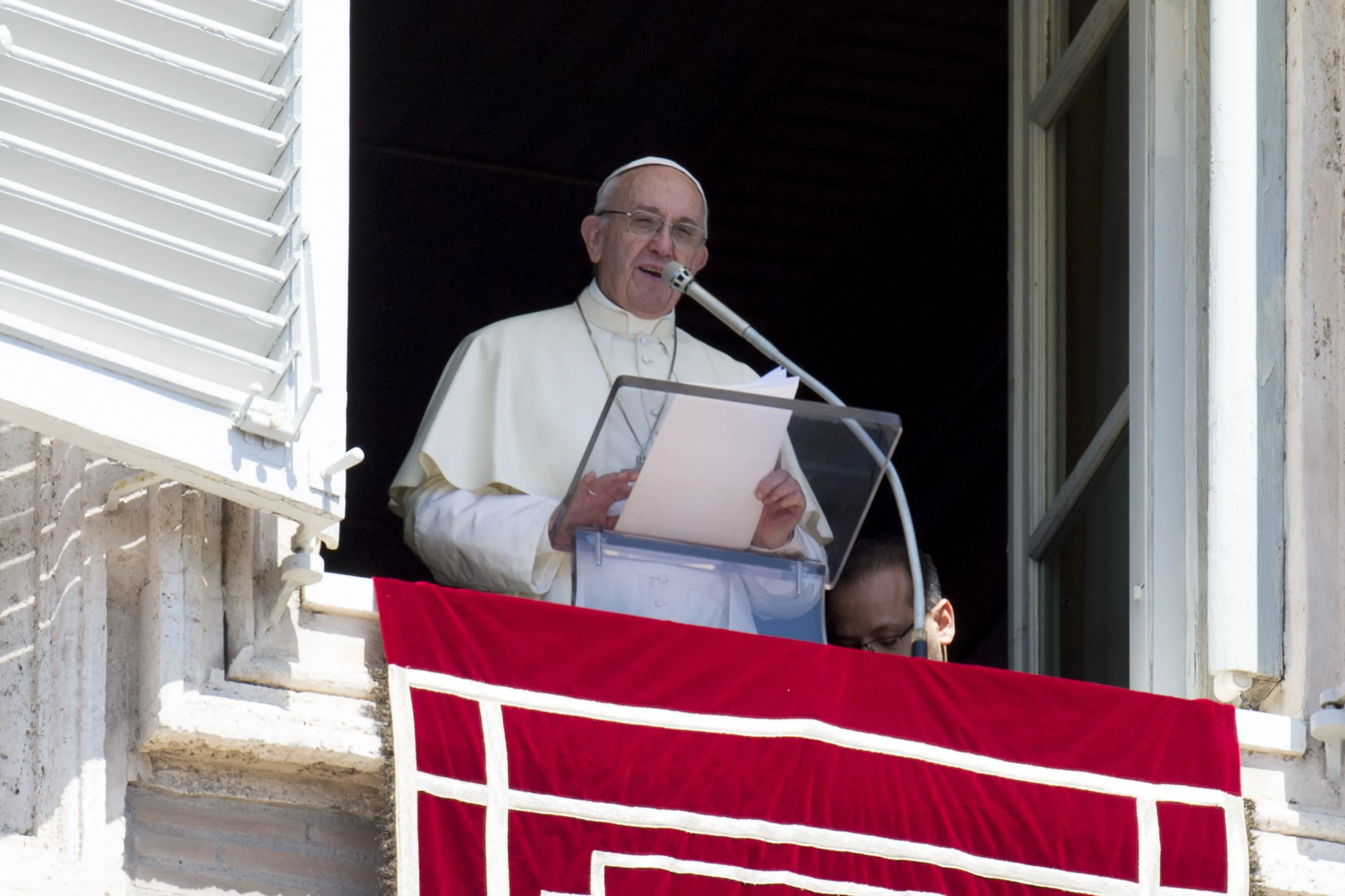El Papa Francisco en la Plaza de San Pedro. Foto: Vatican Media