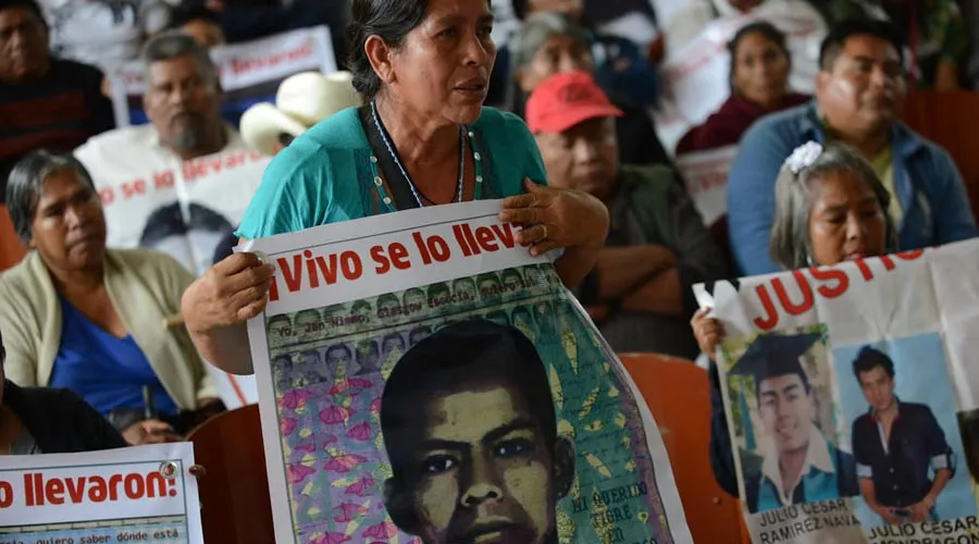 Madre de uno de los 43 estudiantes de Ayotzinapa / Foto: Flickr  Comisión Interamericana de Derechos Humanos (CC BY 2.0)
