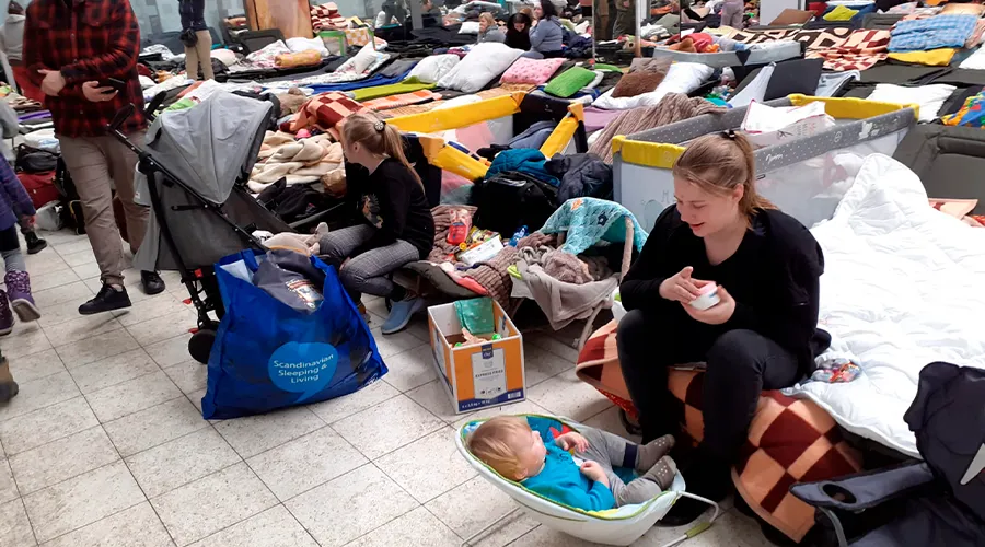 Fundación provida rescatará cerca de 200 madres y niños en frontera con Ucrania