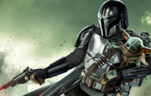 El mandaloriano y Baby Yoda, de la serie The Mandalorian de Disney+. Cru00e9dito: Kit de prensa de la temporada 3 de The Mandalorian 