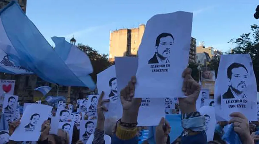 Manifestación en apoyo de Leandro Rodríguez Lastra. Crédito: Bettina Ugarte