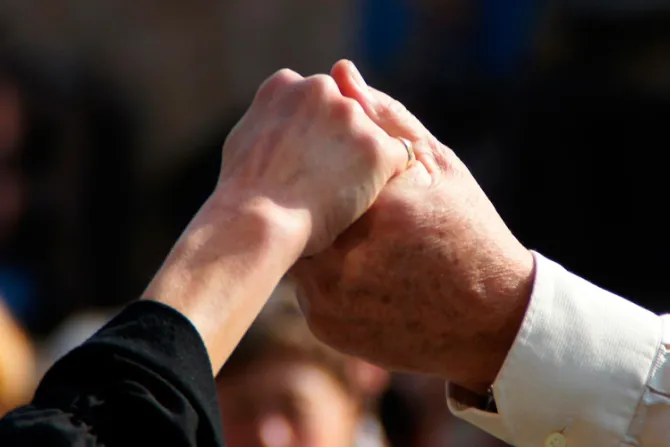 Víctimas de abusos sexuales agradecen al Papa Francisco por escucharlos