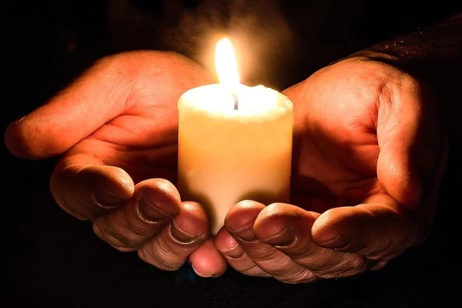 Minuto de oración por Panamá: La Iglesia alienta a participar