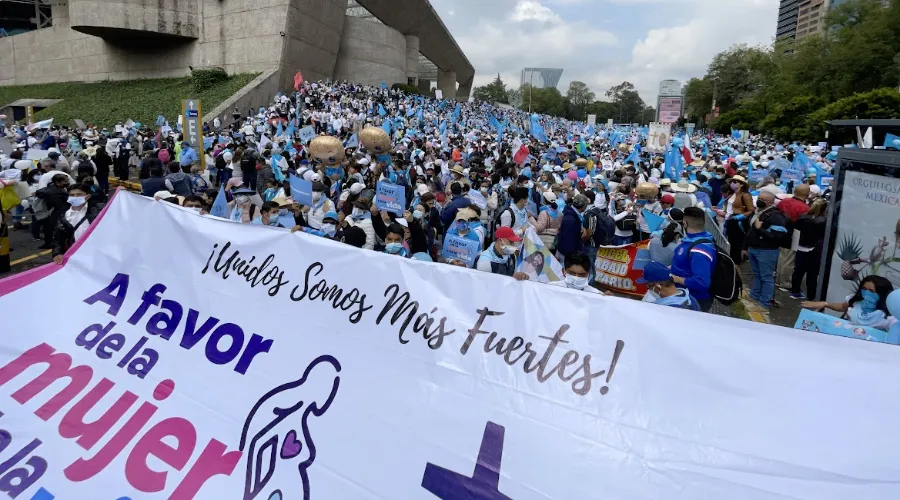 Marcha "A favor de la mujer y de la vida" el 3 de octubre de 2021 en Ciudad de México. Crédito: David Ramos / ACI Prensa.?w=200&h=150