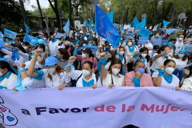 Sacerdote señala 5 claves tras multitudinarias marchas provida en México