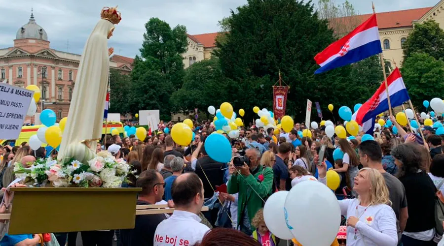 Miles marchan por la vida y contra el aborto en 3 ciudades de Croacia