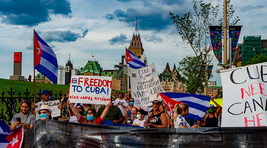 Marchas en Ottawa por la libertad en Cuba. Créditos: lezumbalaberenjena (CC BY-NC-ND 2.0)