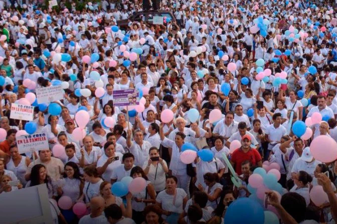 Sigue aquí la Marcha por la Familia en México