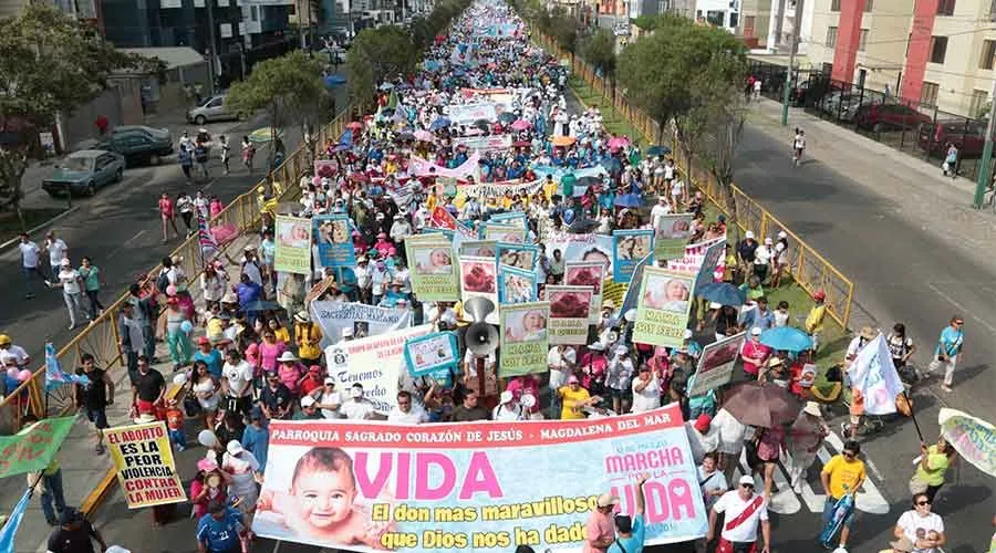 Marcha por la Vida 2016 en Lima, Perú. Foto: Eduardo Berdejo / ACI Prensa.?w=200&h=150