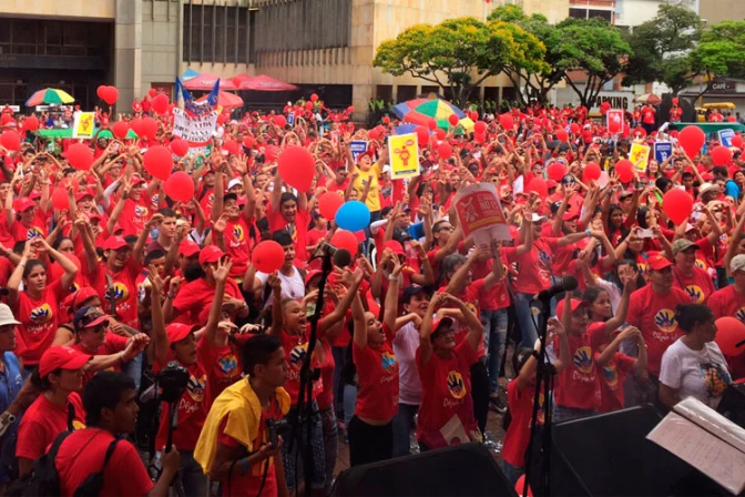 Miles marchan por la vida y contra el aborto y eutanasia en Colombia