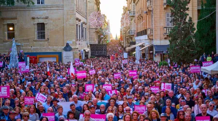 20 mil providas protestan contra proyecto de ley abortista en Malta