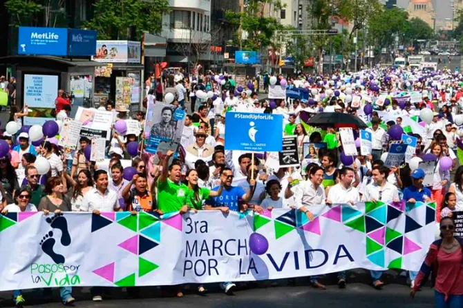 Mexicanos salen a las calles a exigir a las autoridades “Aborto Cero”