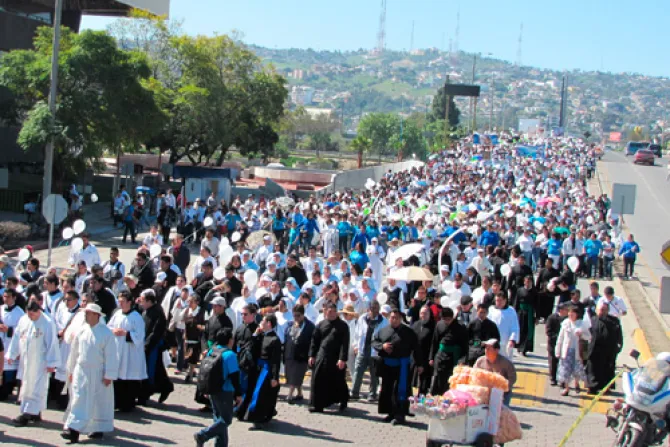 México: Tijuana marcha por la Vida, la Paz y la Familia
