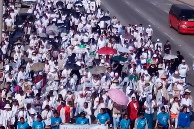 FOTOS: 30 mil personas marchan por la vida, la paz y los migrantes en Tijuana