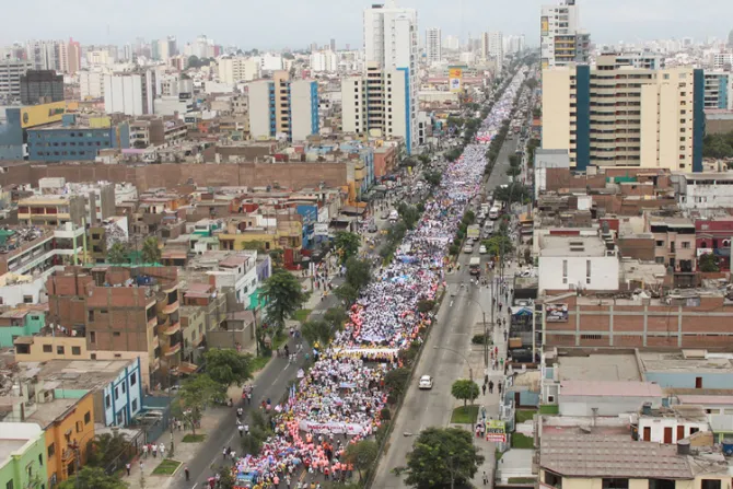 Perú: Marcha por la Vida 2016 busca reunir más de medio millón de personas  