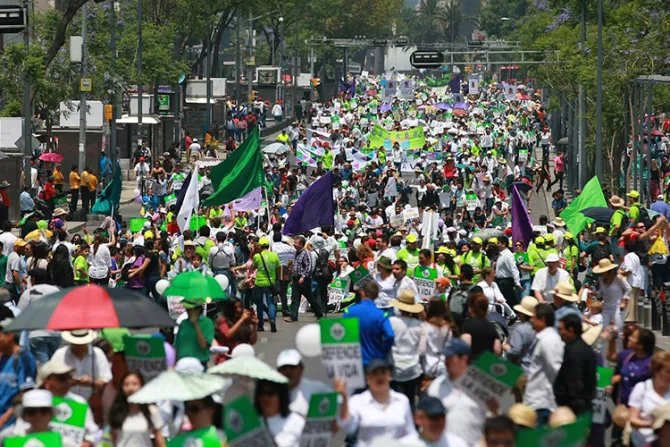 Marcha por la Vida: El aborto mata la inocencia y esperanza de México