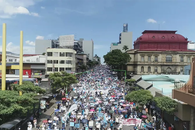 Marcha por la Vida en Costa Rica congrega a miles de personas [VIDEO]