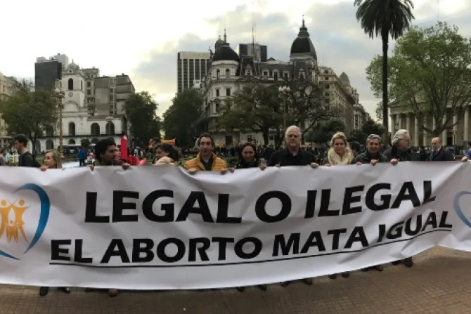 VIDEOS Y FOTOS: Gran Marcha por la Vida reúne a miles en Argentina