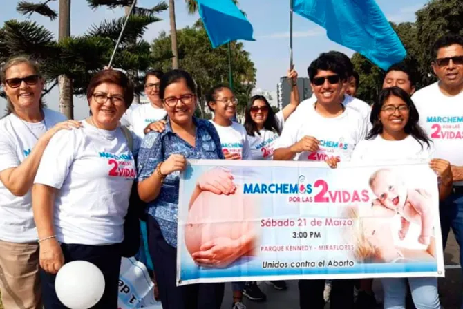 Coronavirus en Perú: “Marchemos por las 2 Vidas” se pospone y se pide rezar el Rosario