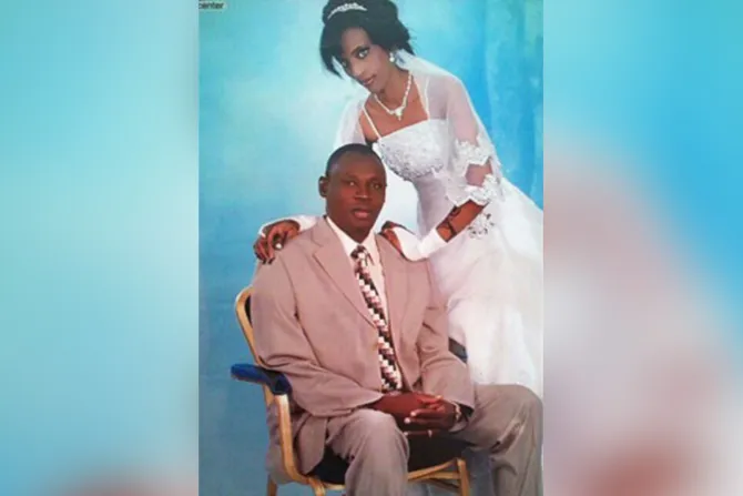 [VIDEO] Esposo de embarazada condenada a muerte en Sudán: "Solo rezo"