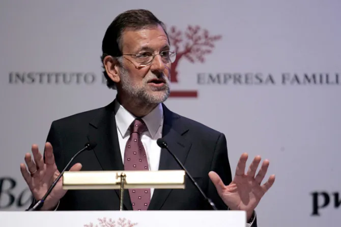 Derecho a Vivir califica de "cobarde" la decisión de Rajoy de retirar la reforma de ley del aborto