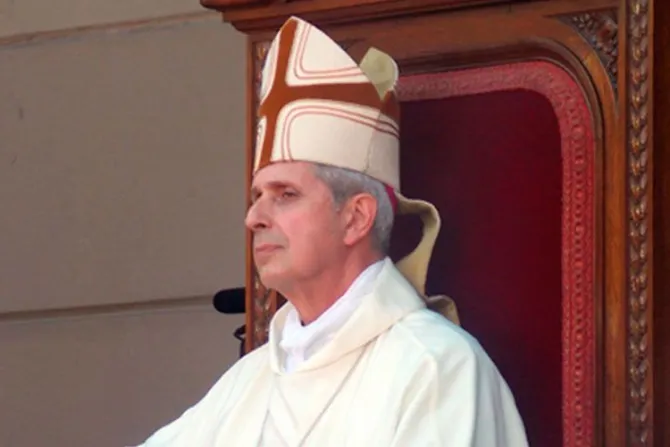 Cardenal Poli desmiente ser autor de mensaje sobre aborto difundido en redes sociales
