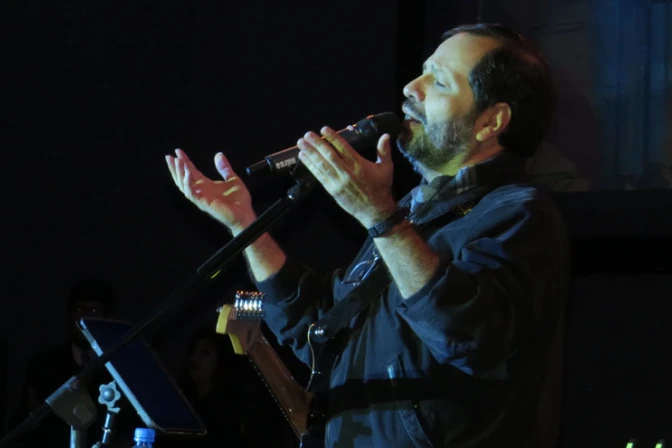 Martín Valverde ofreció concierto en Perú con la participación de cuatro mil jóvenes