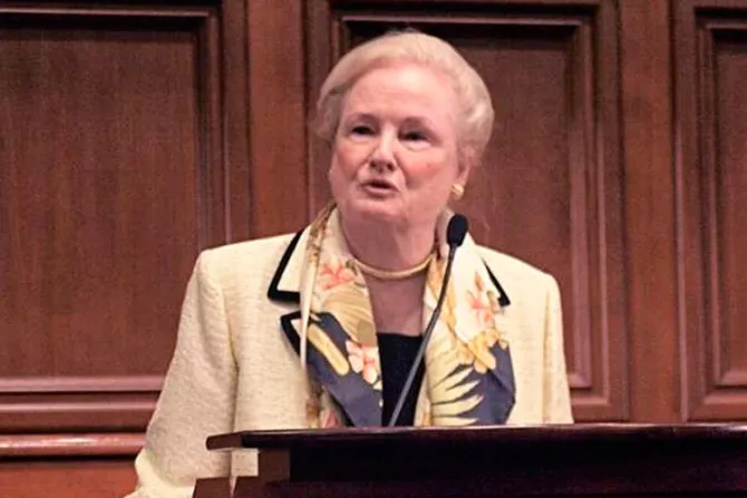 Mary Ann Glendon renuncia al Consejo de Superintendencia del Banco Vaticano