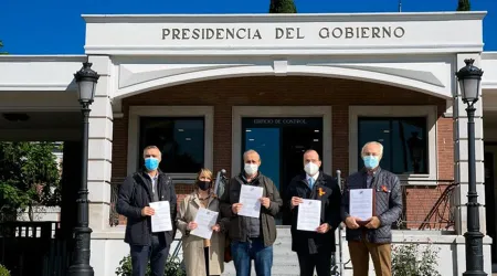 Piden reunión “urgente” con presidente del Gobierno de España para frenar Ley Celaá