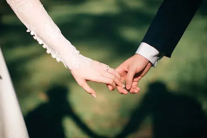 Defender el matrimonio entre hombre y mujer ¿es signo de homofobia? Expertos responden