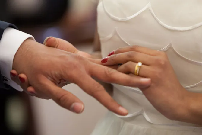 Sin importar lo que diga la ley, el matrimonio es entre hombre y mujer, afirma Arzobispo
