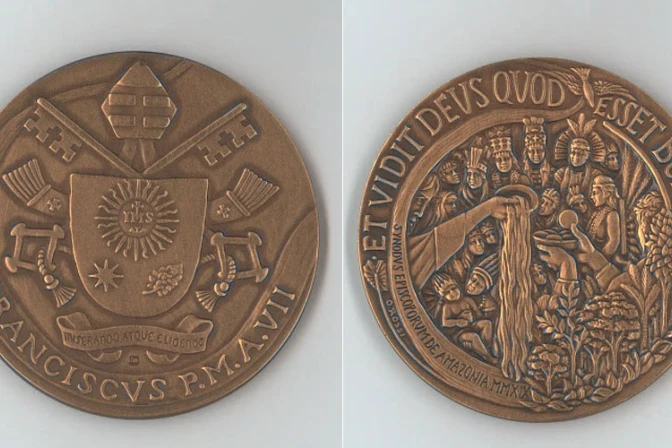 Acuñan 3 medallas para celebrar el séptimo año del Pontificado del Papa Francisco