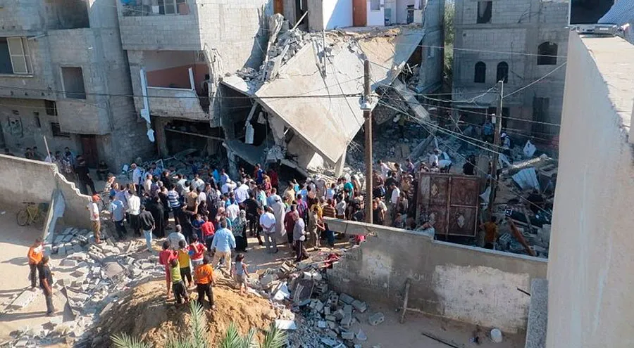 Vivienda destruida por bombardeo en Gaza. Seis personas, incluyendo una niña, murieron. Foto: Wikipedia Muhammad Sabah (CC-BY-4.0)