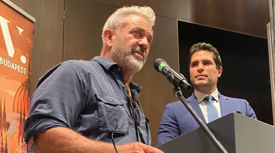 Eduardo Verástegui y Mel Gibson participan en cumbre mundial provida y profamilia