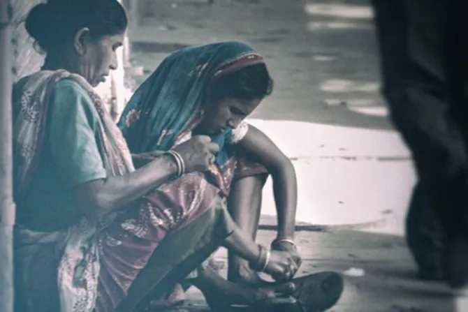 El costo del control poblacional en India: Mueren 14 mujeres tras esterilización