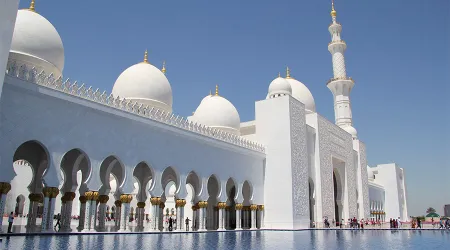 Mezquita en Emiratos Árabes ahora se llama María Madre de Jesús