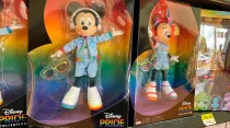 Los muñecos de Mickey Mouse y Minnie Mouse, de la Disney Pride collection, en Walmart México. Crédito: David Ramos / ACI Prensa