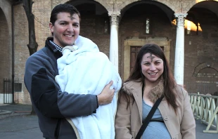 Imagen referencial / Familia en Roma. Foto: Bohumil Petrik / ACI Prensa 