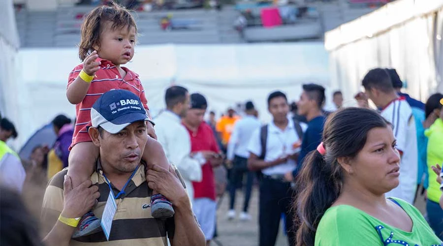 Migrantes acogidos en el estadio de Ciudad Deportiva Magdalena Mixhuca de Ciudad de México, a inicios de noviembre de 2018. Foto: David Ramos / ACI Prensa.?w=200&h=150