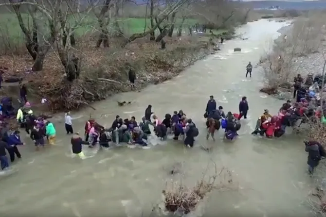 Campaña del Vaticano sobre migrantes y refugiados gana galardón de publicidad [VIDEO]