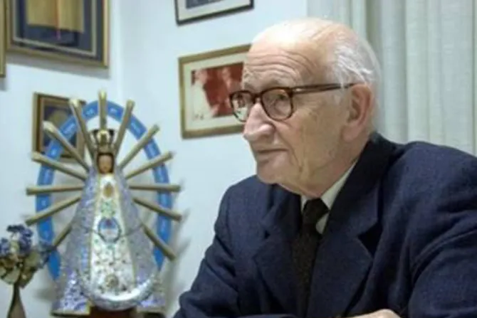 Reconocen importante trayectoria de director de agencia de noticias católica de Argentina