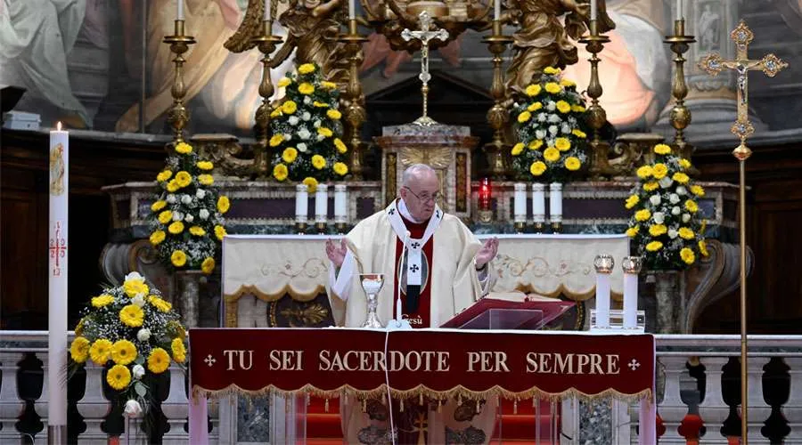 El Papa volverá a presidir la Misa de la Divina Misericordia en San Pedro tras el Covid 