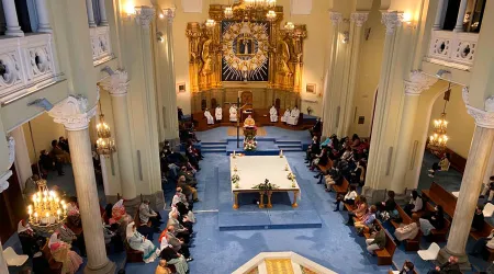 Reabre la iglesia de la Paloma en Madrid después de explosión que causó 4 fallecidos