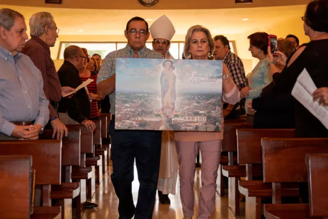 Cubanos celebran a la Virgen de la Candelaria en Miami [VIDEO]