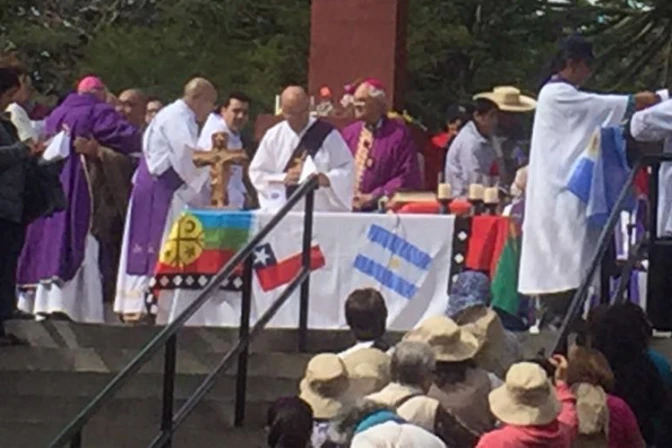FOTOS: Eucaristía une en la frontera a argentinos y chilenos desde 1950