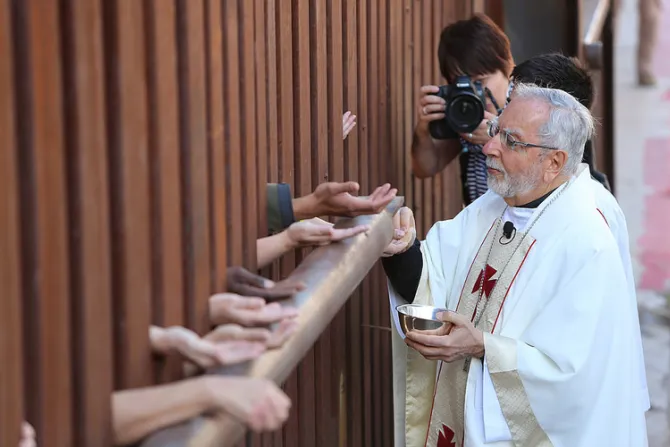 El Vaticano y México buscan caminos para ayudar a migrantes latinoamericanos